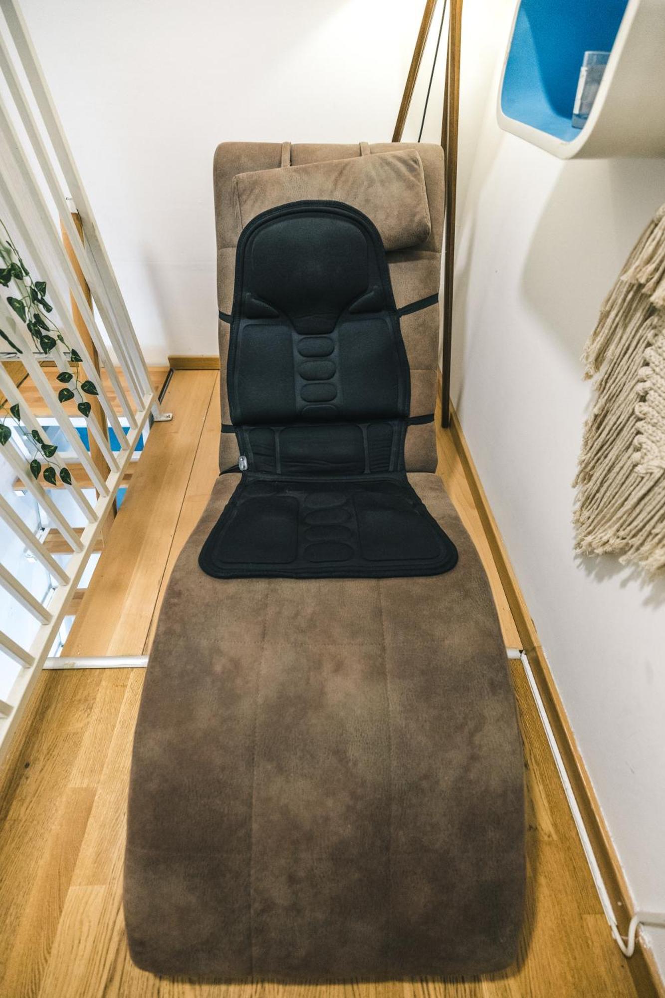 נובי סאד Spa Apartment Yin - Hot Tub, Sauna, Spa מראה חיצוני תמונה