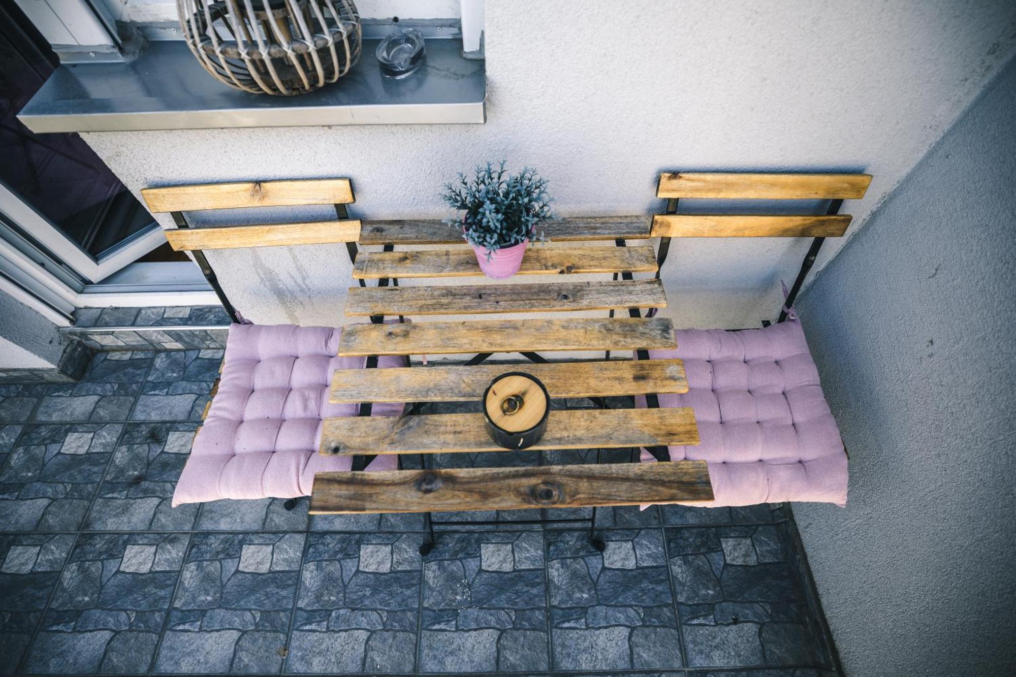 נובי סאד Spa Apartment Yin - Hot Tub, Sauna, Spa מראה חיצוני תמונה