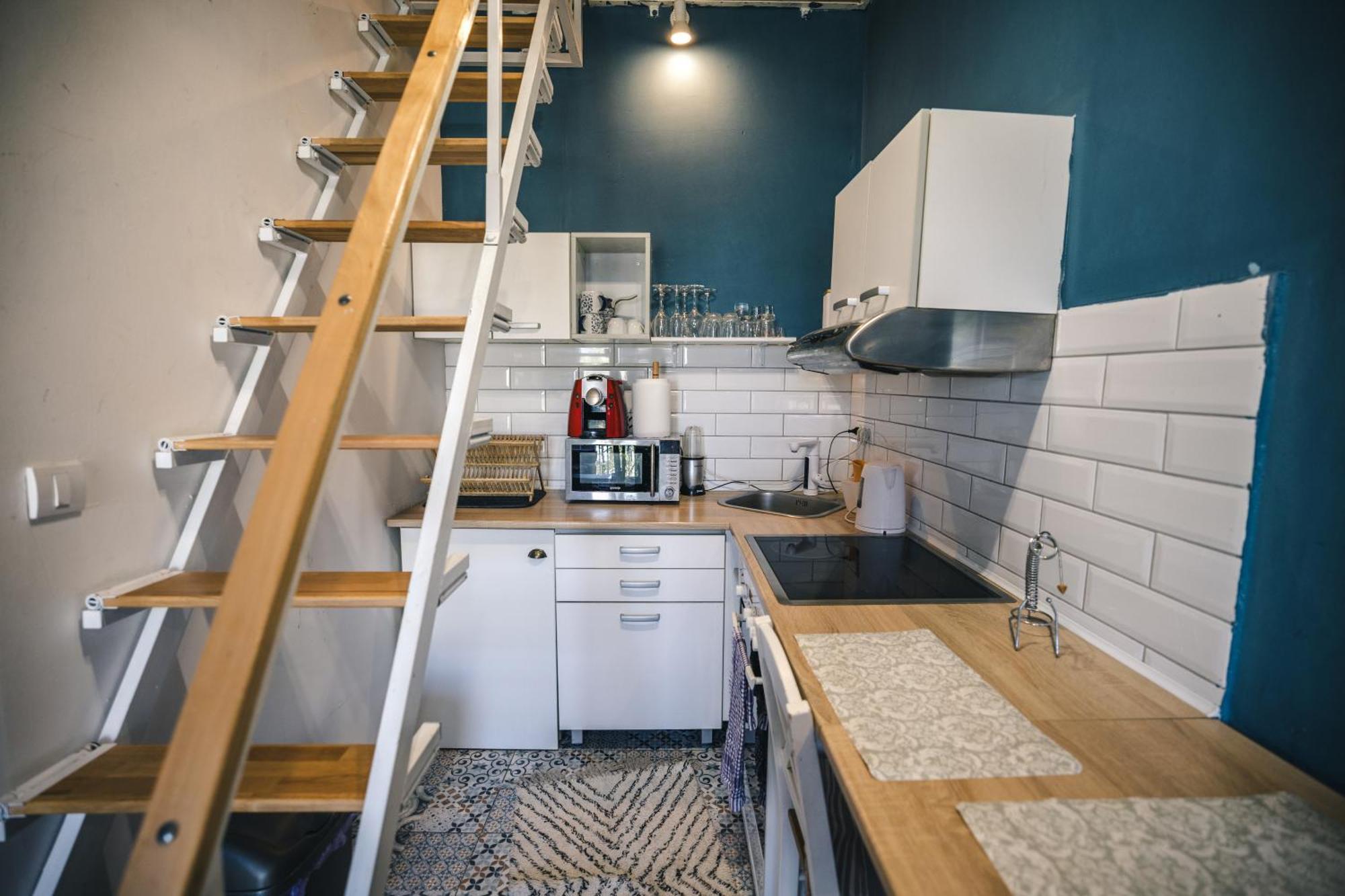 נובי סאד Spa Apartment Yin - Hot Tub, Sauna, Spa מראה חיצוני תמונה